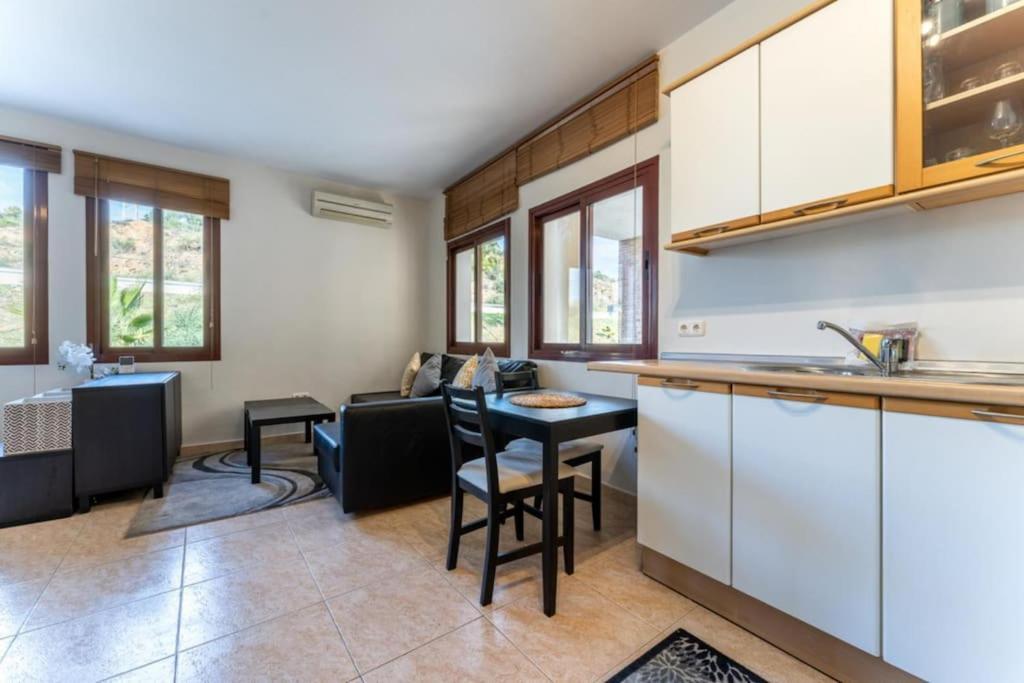 לה קאלה דה מיחאס Ct 144 - La Cala Boulevard - Studio I מראה חיצוני תמונה